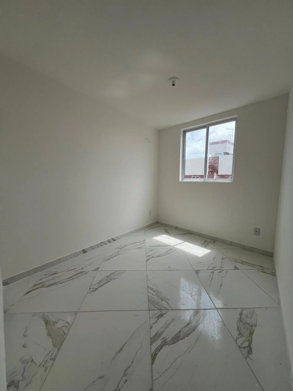 Apartamento em Paratibe/Valentina 2 Quartos