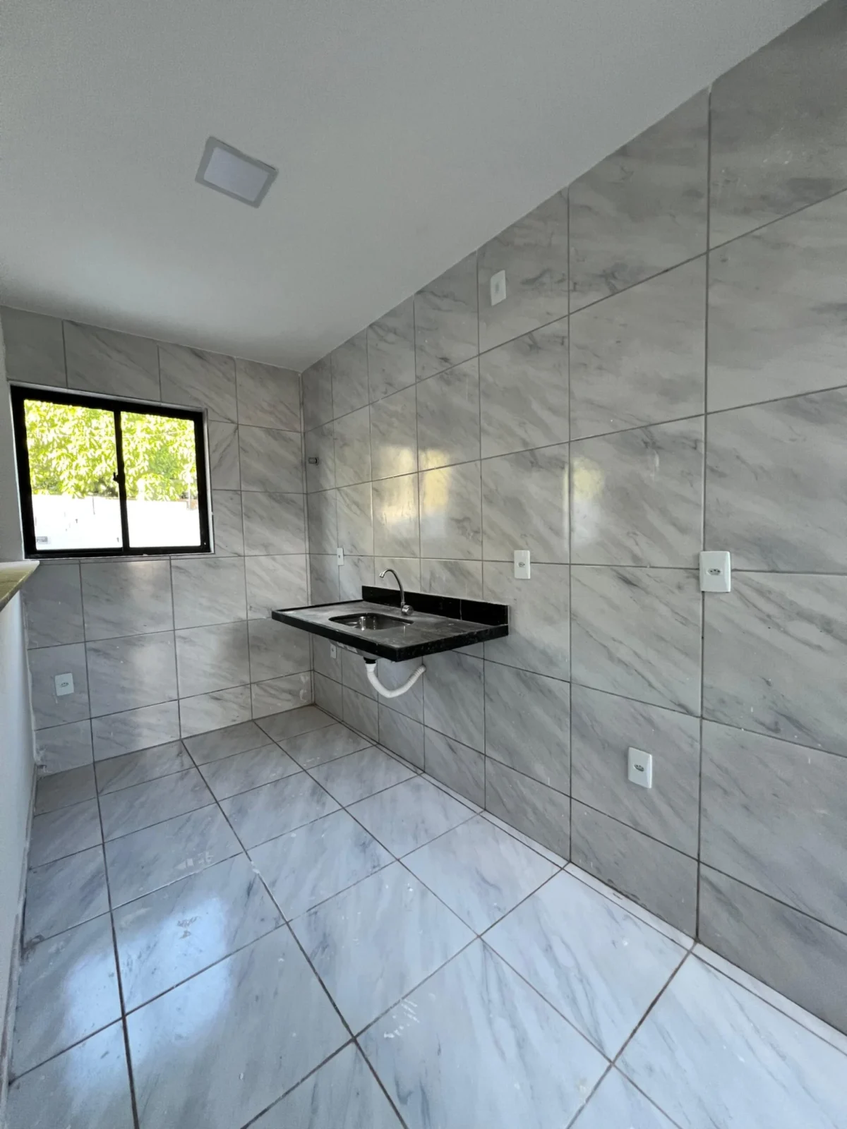 Casa em Paratibe/Valentina 2 Quartos sendo 1 Suíte