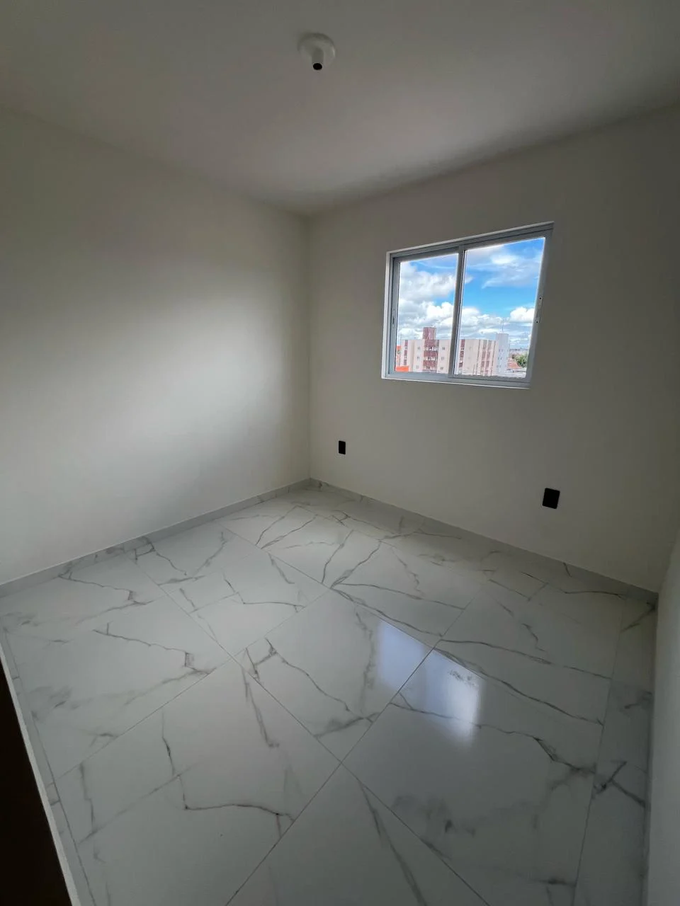 Apartamento no Cristo Redentor com 2 Quartos e Piscina