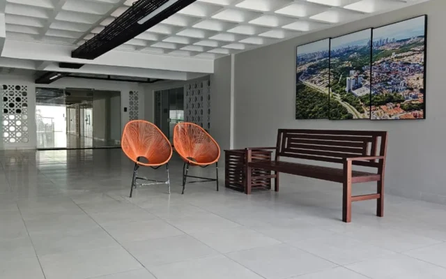 ALUGO Sala Comercial na Principal dos Bancários em frente ao Carrefour