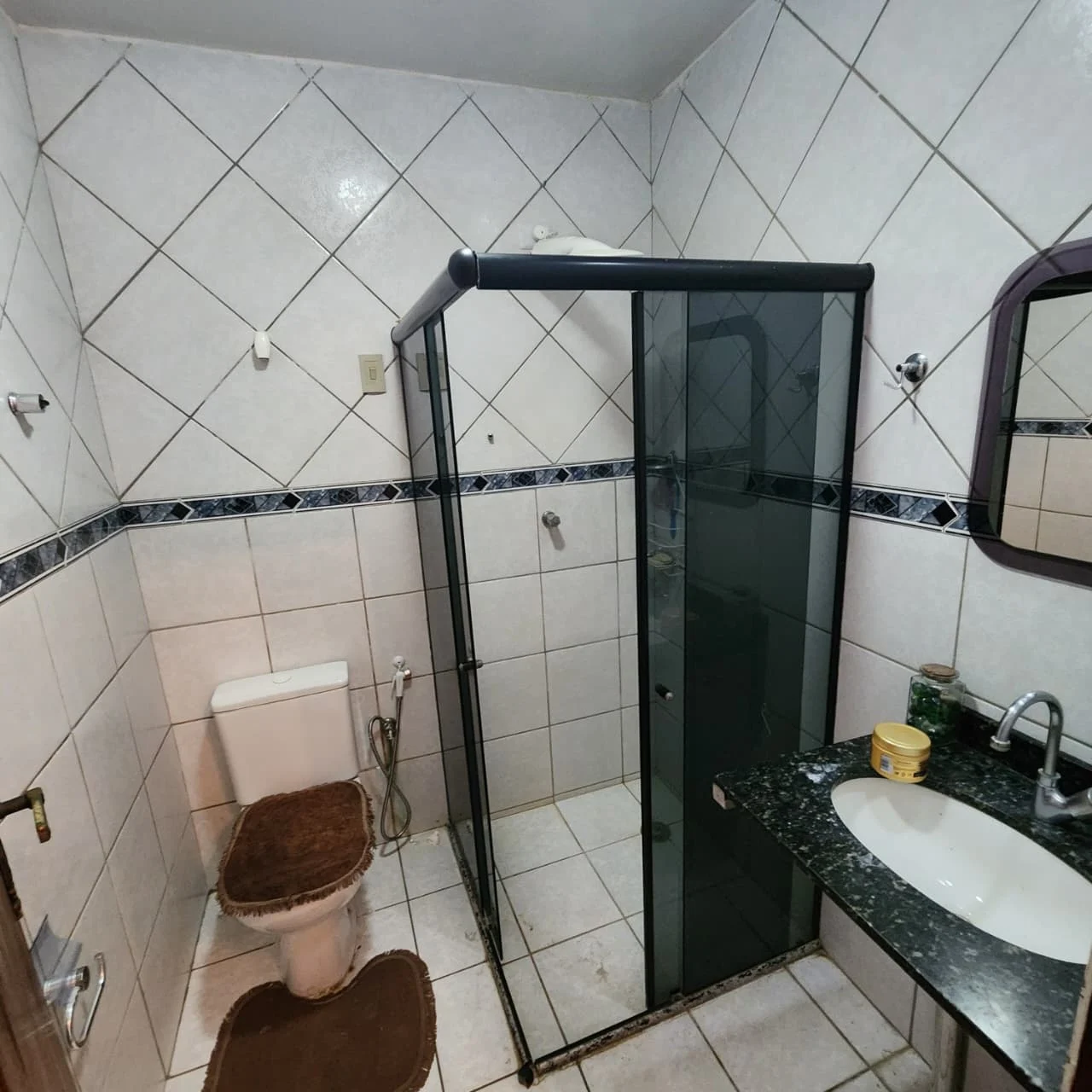 Casa no Expedicionários 4 Quartos sendo 1 Suíte