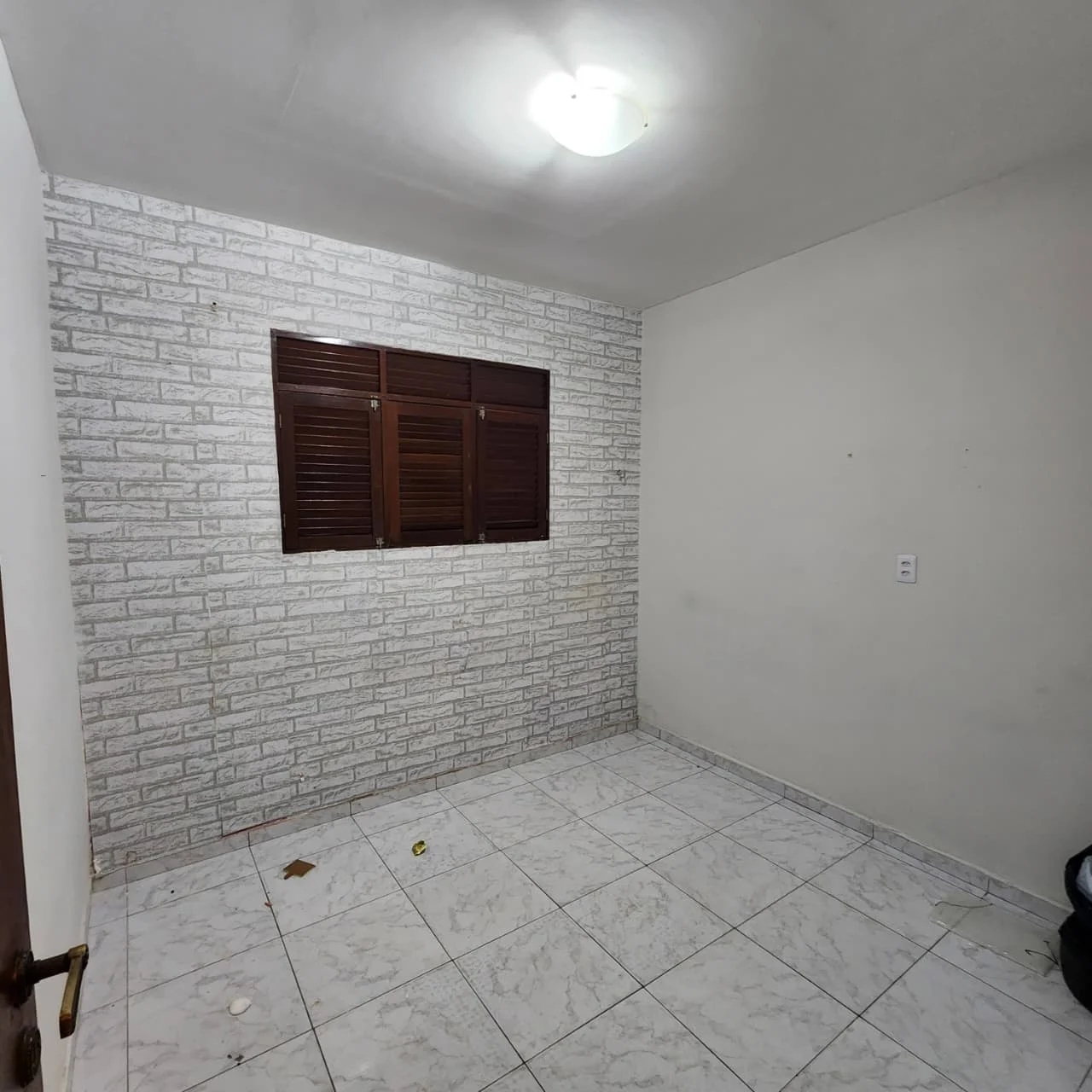 Casa no Expedicionários 4 Quartos sendo 1 Suíte