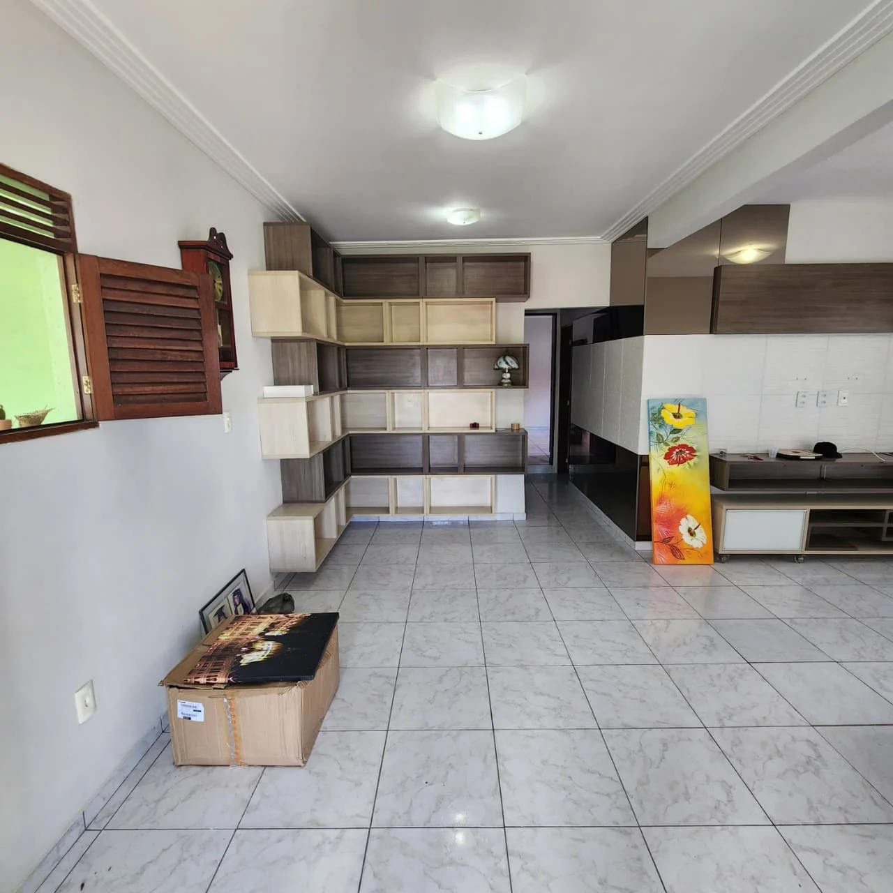 Casa no Expedicionários 4 Quartos sendo 1 Suíte