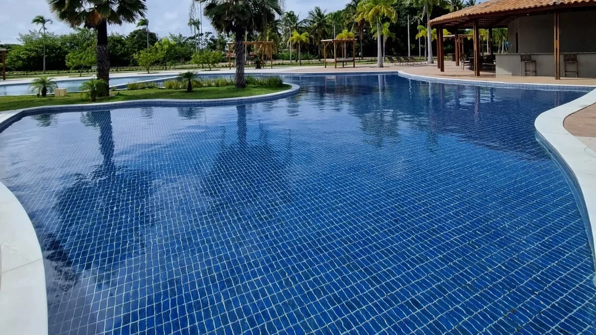 Lote no Condomínio Fechado Beach Plaza em Lucena com Lazer Completo