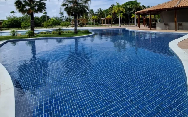 Lote no Condomínio Fechado Beach Plaza em Lucena com Lazer Completo