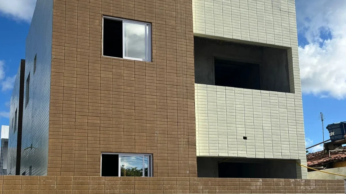 Apartamento no Colinas do Sul 2 Quartos sendo 1 Suíte