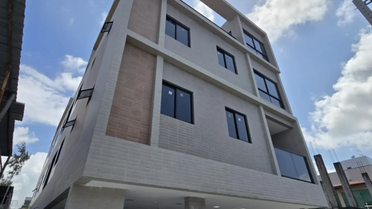 Apartamento no Portal do Sol/Quadramares com 2 ou 3 Quartos, Elevador e Lazer, Opção de Térreo e Cobertura