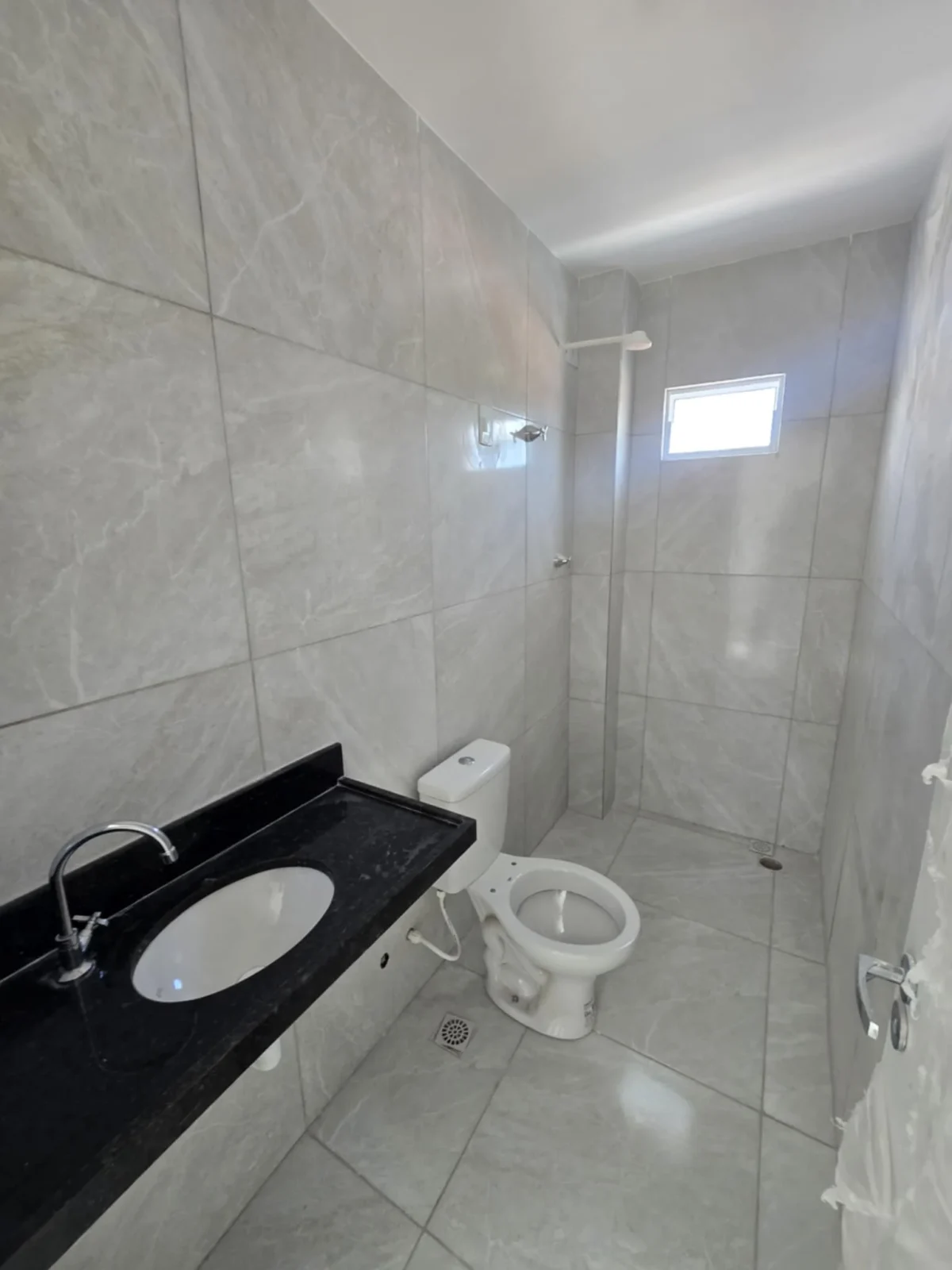Apartamento no Portal do Sol/Quadramares 2 Quartos sendo 1 Suíte, Opção de Térreo com Área