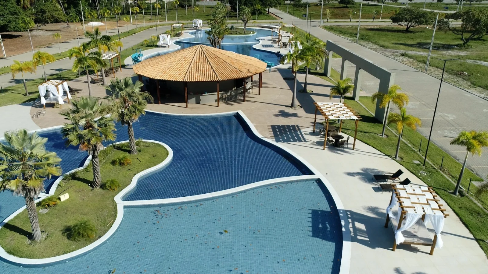 Lote no Condomínio Fechado Beach Plaza em Lucena com Lazer Completo