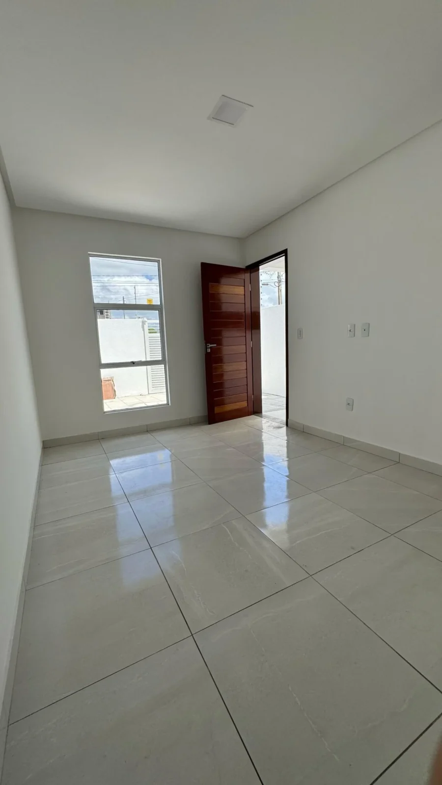 Casa em Gramame/Colina do Sul com 2 Quartos sendo 1 Suíte