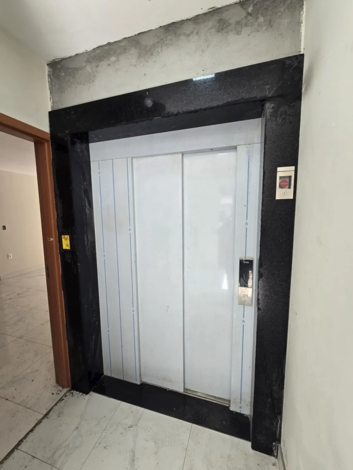 Apartamento no Portal do Sol/Quadramares com 2 ou 3 Quartos, Elevador e Lazer, Opção de Térreo e Cobertura