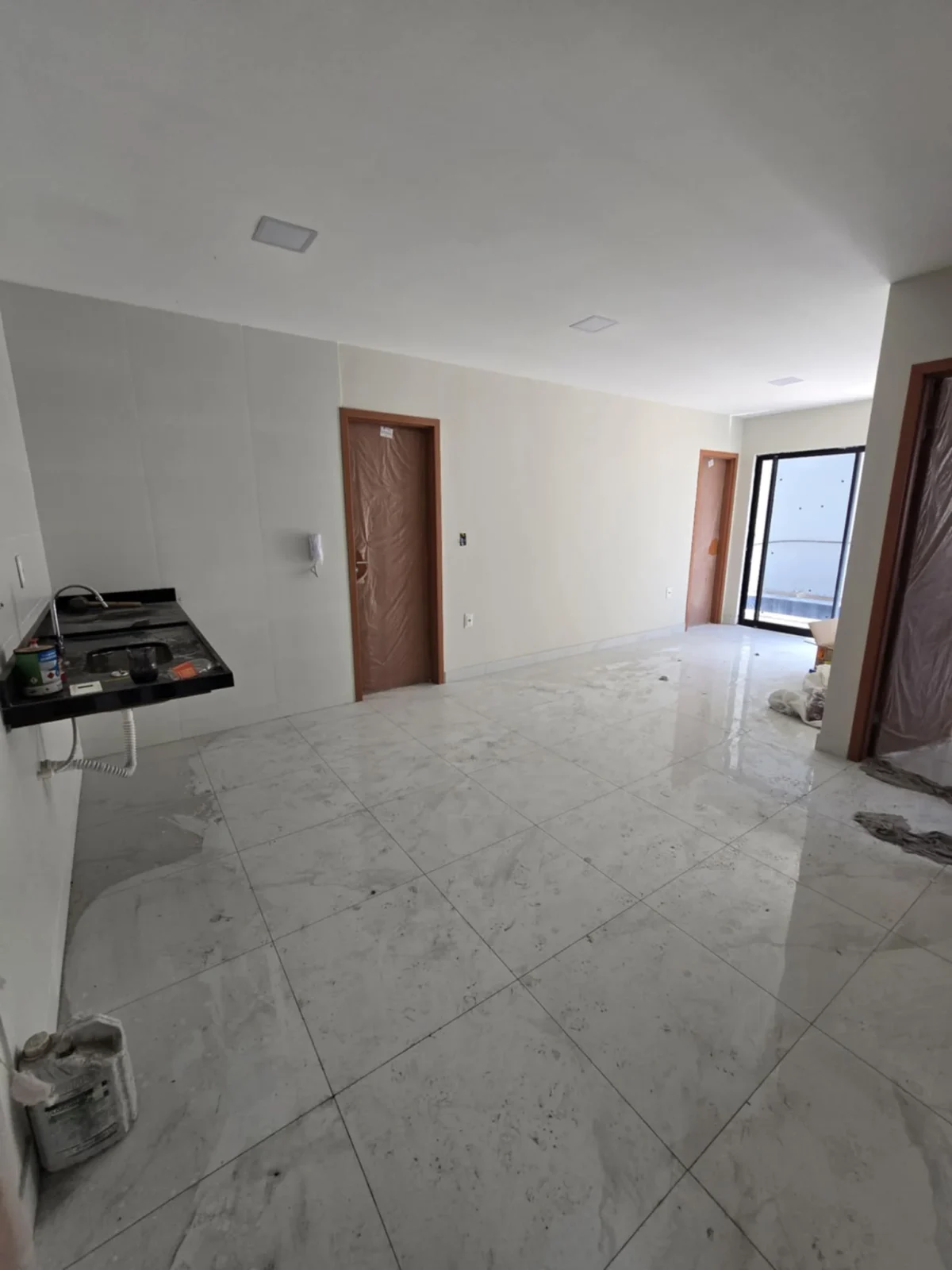 Apartamento no Portal do Sol/Quadramares com 2 ou 3 Quartos, Elevador e Lazer, Opção de Térreo e Cobertura