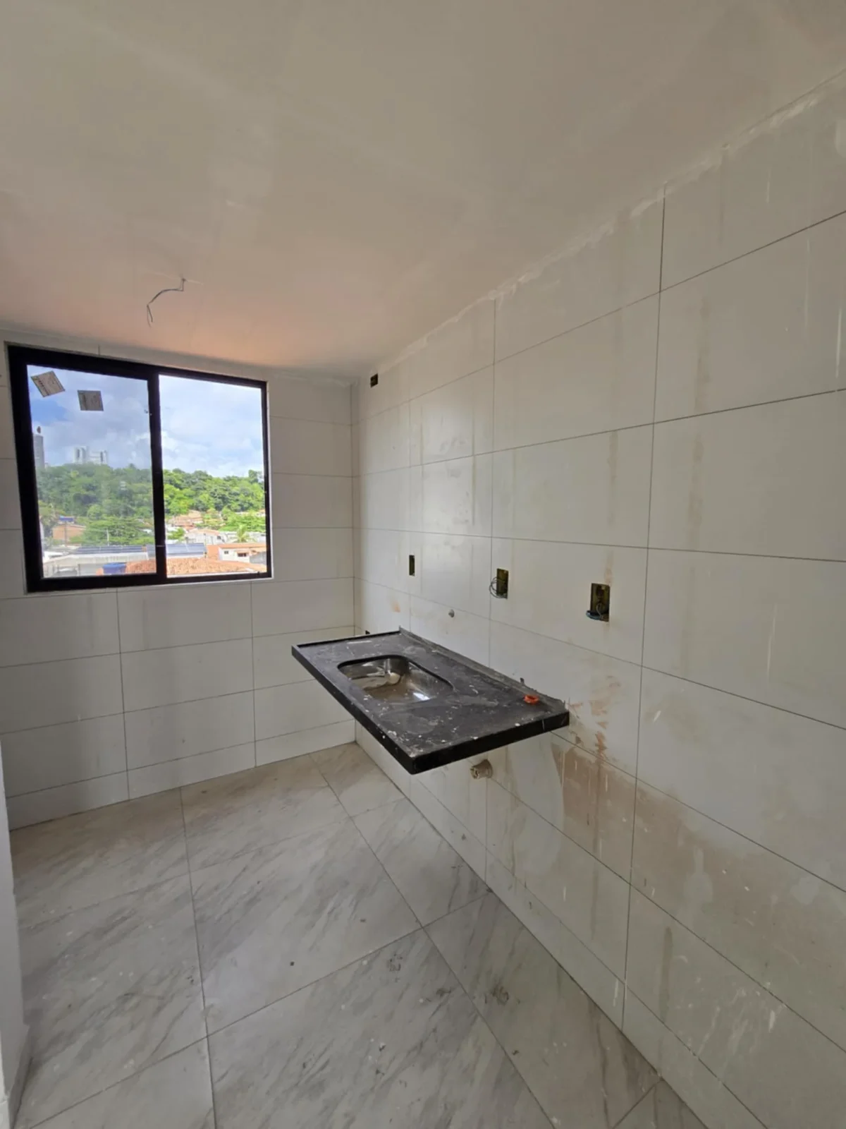 Apartamento em Manaíra com 2 ou 3 Quartos sendo 1 Suíte com Elevador e Piscina