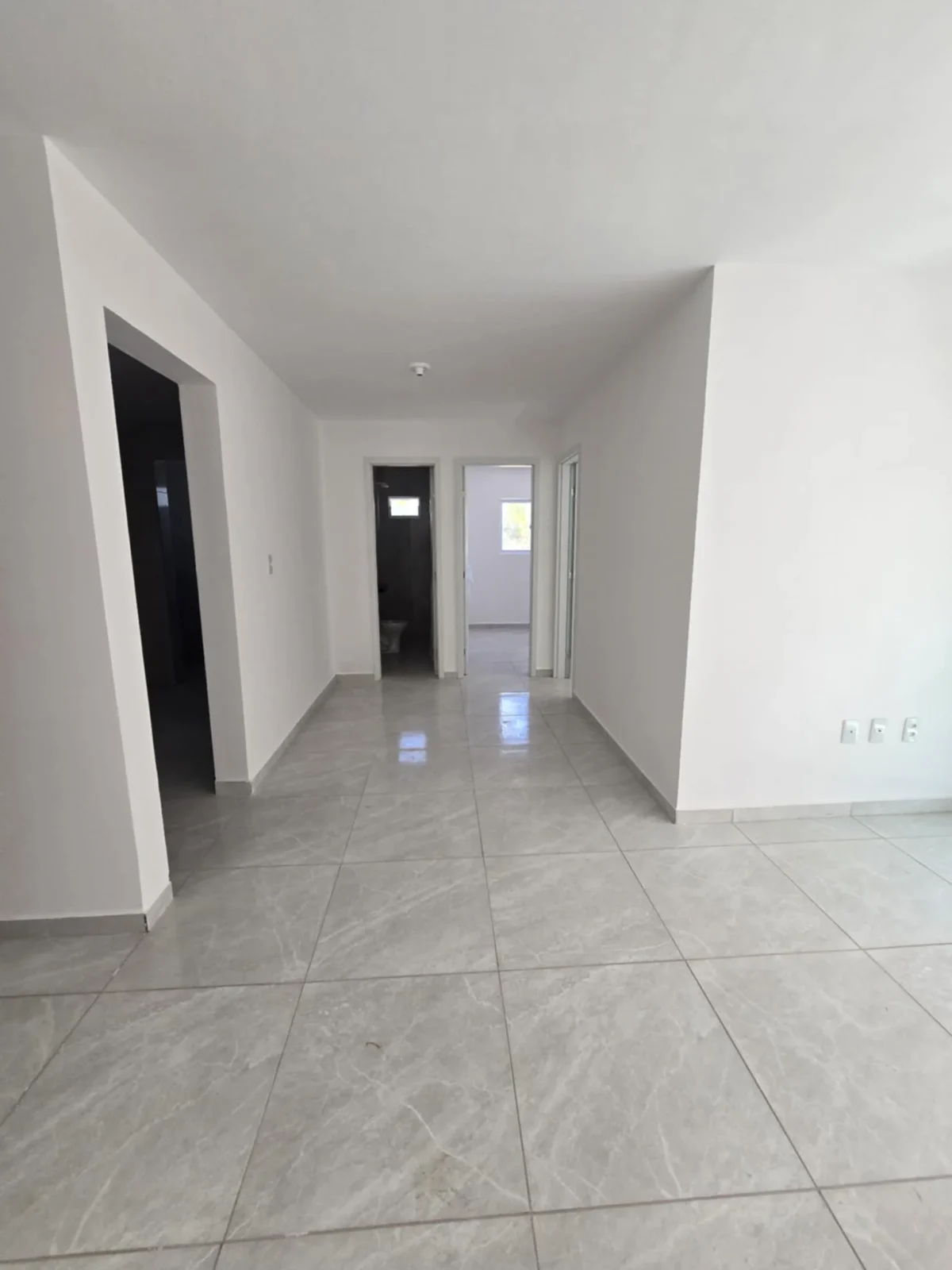 Apartamento no Portal do Sol/Quadramares 2 Quartos sendo 1 Suíte, Opção de Térreo com Área