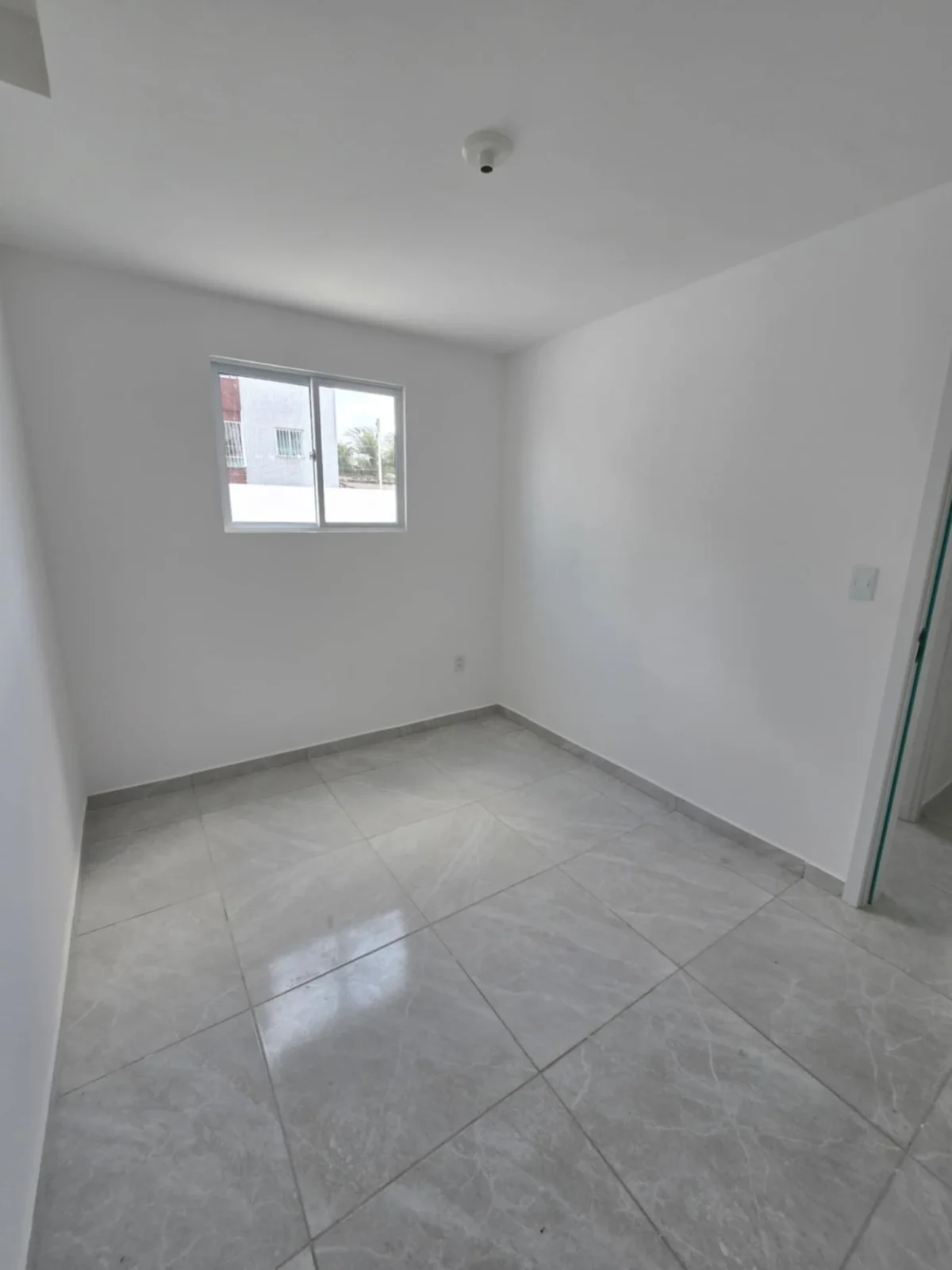Apartamento no Portal do Sol/Quadramares 2 Quartos sendo 1 Suíte, Opção de Térreo com Área