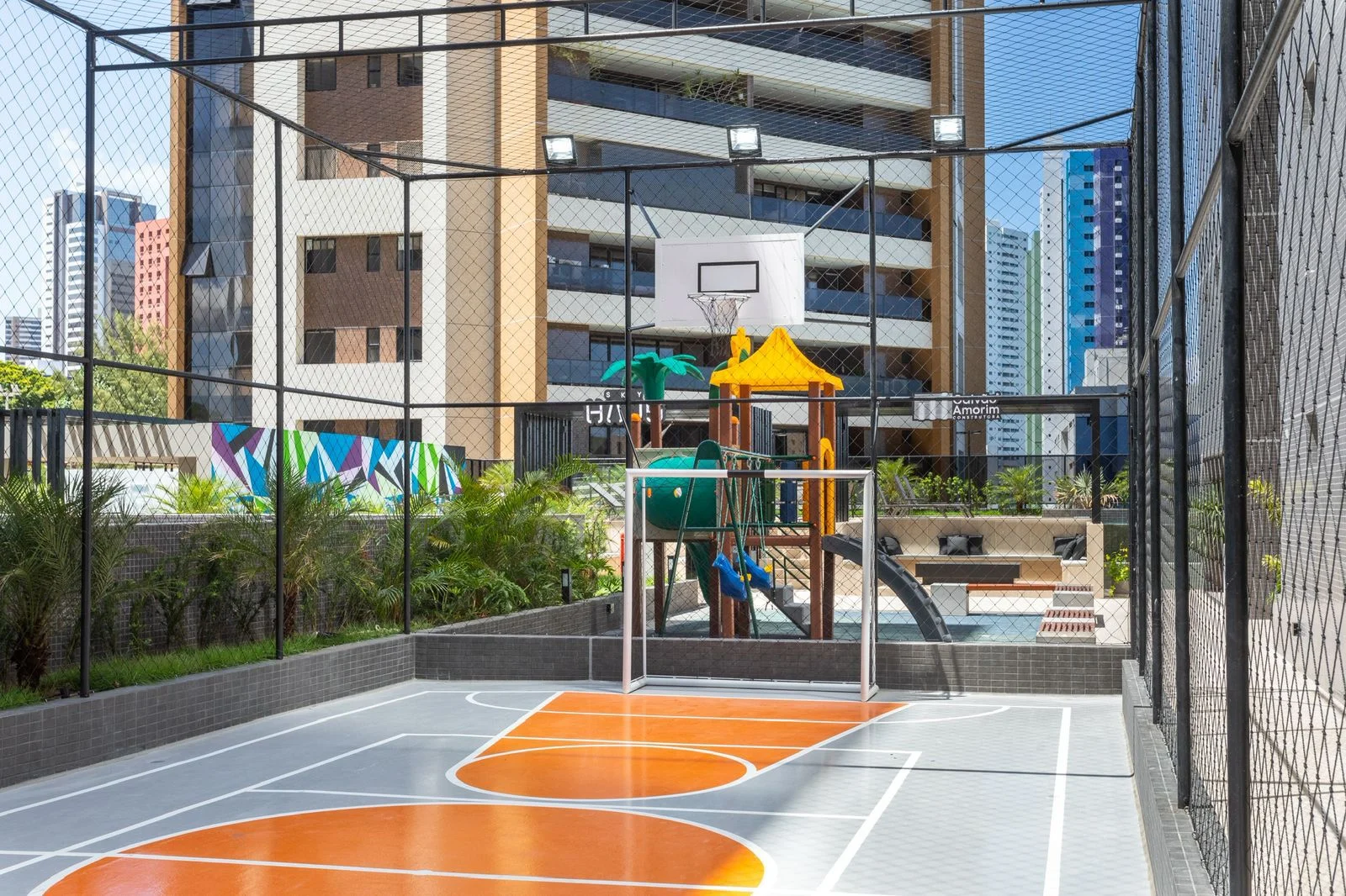 Excelente Apartamento no Miramar 2 Suítes, 2 Vagas. Elevador e Lazer Completo