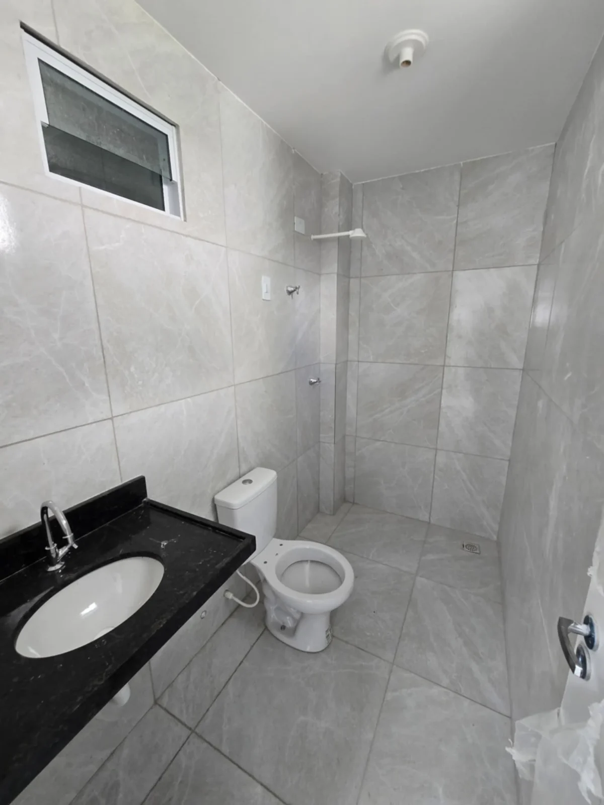 Apartamento no Portal do Sol/Quadramares 2 Quartos sendo 1 Suíte, Opção de Térreo com Área