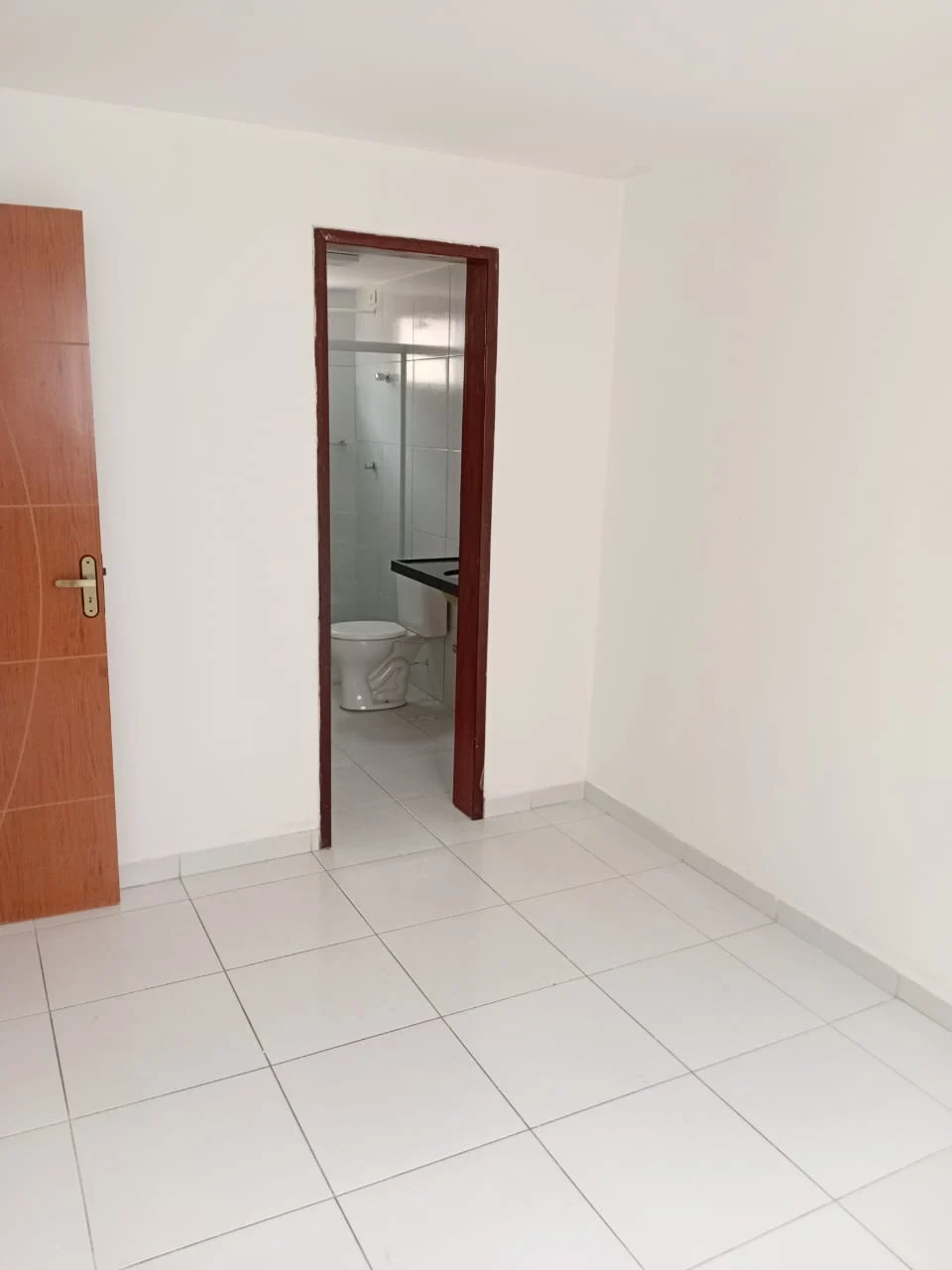Apartamento no Novo Milênio/Valentina com 2 Quartos sendo 1 Suíte