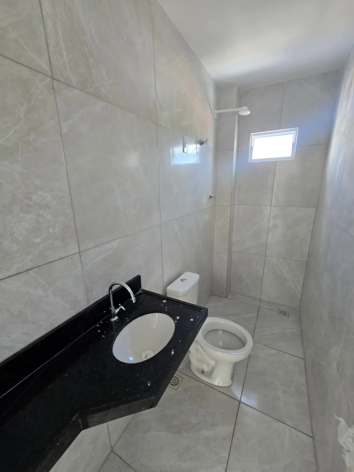 Apartamento no Portal do Sol/Quadramares 2 Quartos sendo 1 Suíte, Opção de Térreo com Área