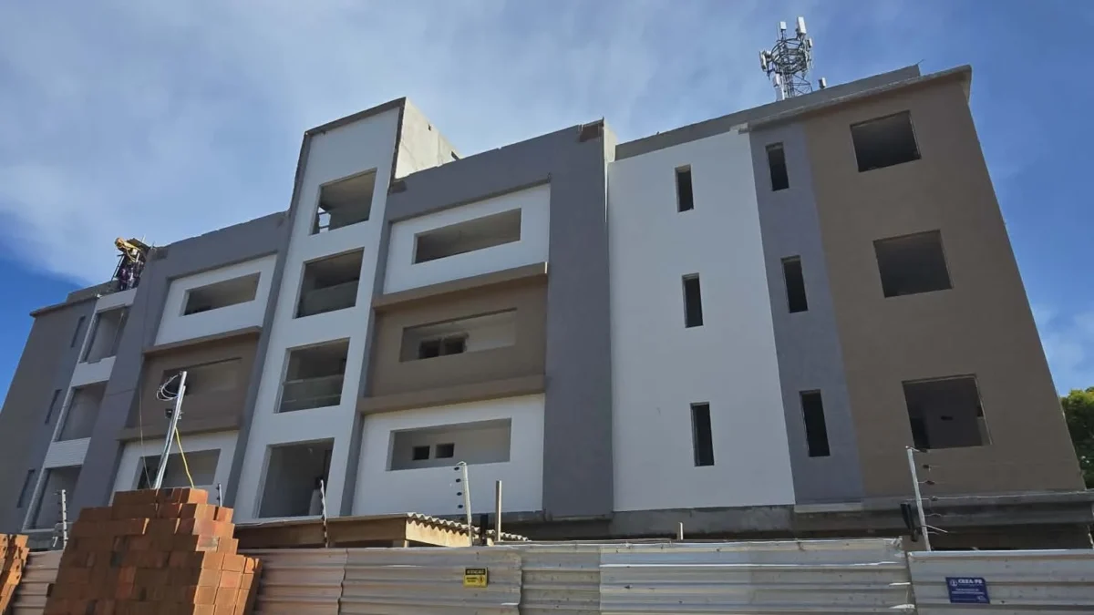 Apartamento em Portal do Sol/Quadramares 2 ou 3 Quartos