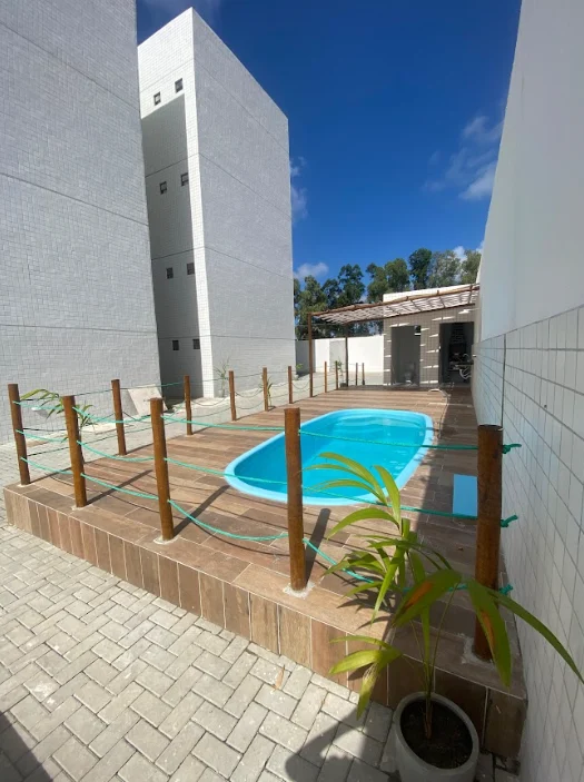 Apartamento em Jardim Veneza/Industrias com 2 Quartos sendo 1 Suíte, Piscina
