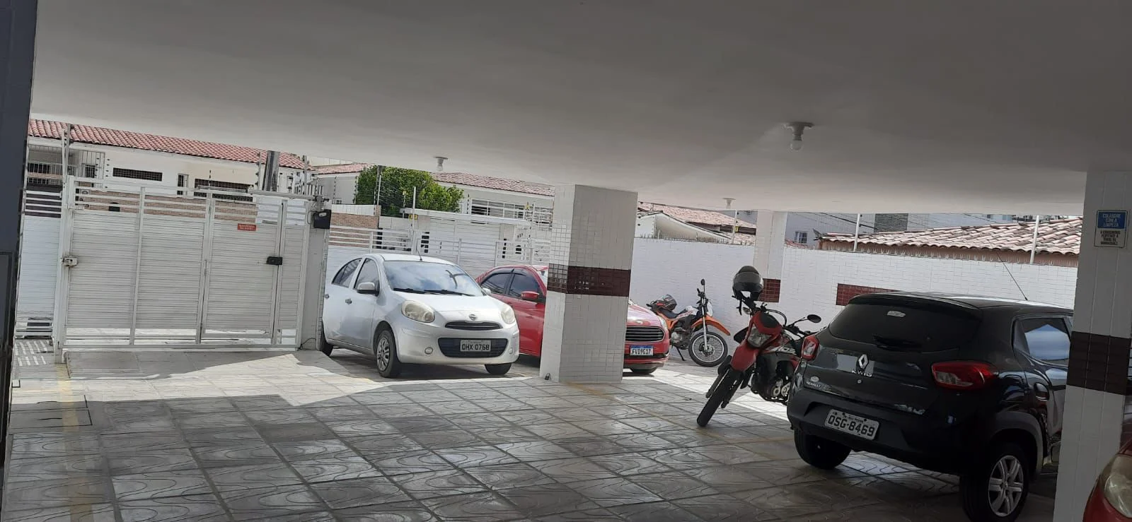 Apartamento Térreo com Área no Jardim Cidade Universitária com 1 Quarto
