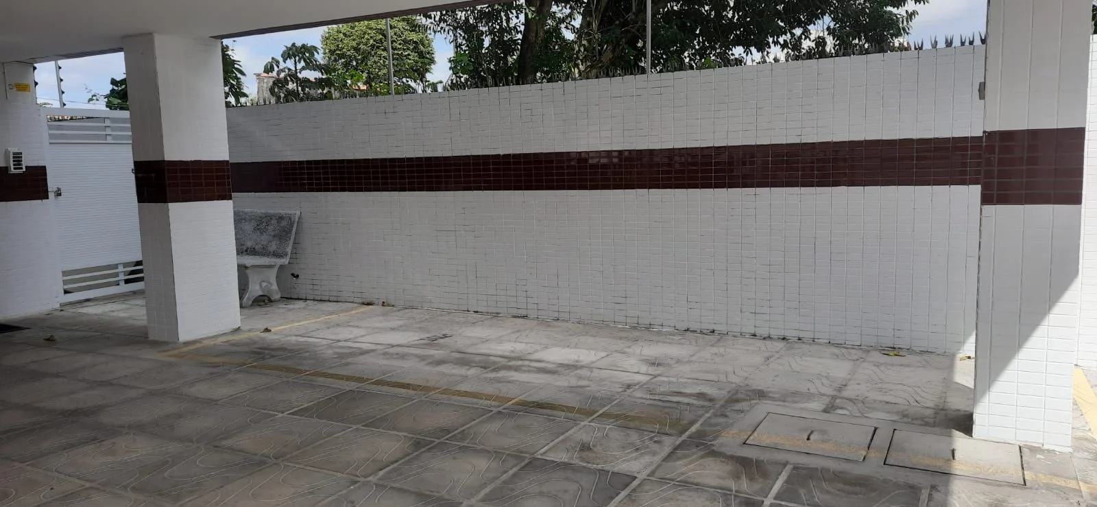 Apartamento Térreo com Área no Jardim Cidade Universitária com 1 Quarto