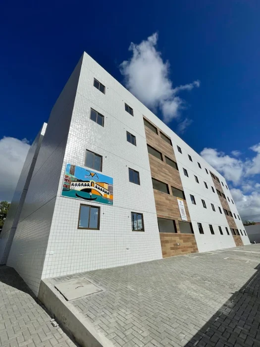 Apartamento em Jardim Veneza/Industrias com 2 Quartos sendo 1 Suíte, Piscina