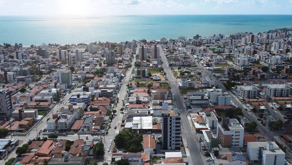 Lançamento no Bessa 2 ou 3 Quartos sendo 1 Suíte, Elevador e Lazer