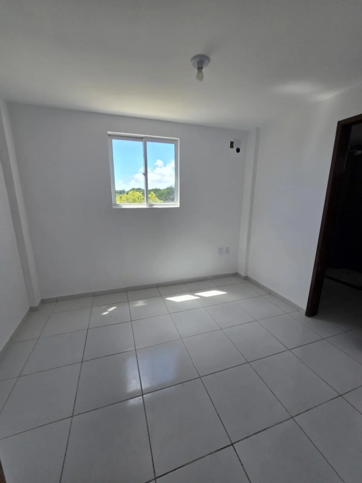 Apartamento no Portal do Sol/Quadramares 3 Quartos sendo 1 Suíte