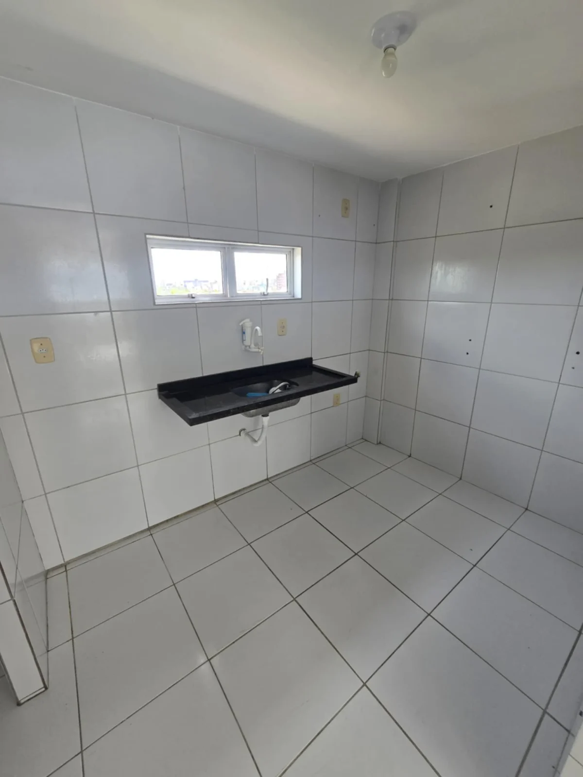 Apartamento no Portal do Sol/Quadramares 3 Quartos sendo 1 Suíte