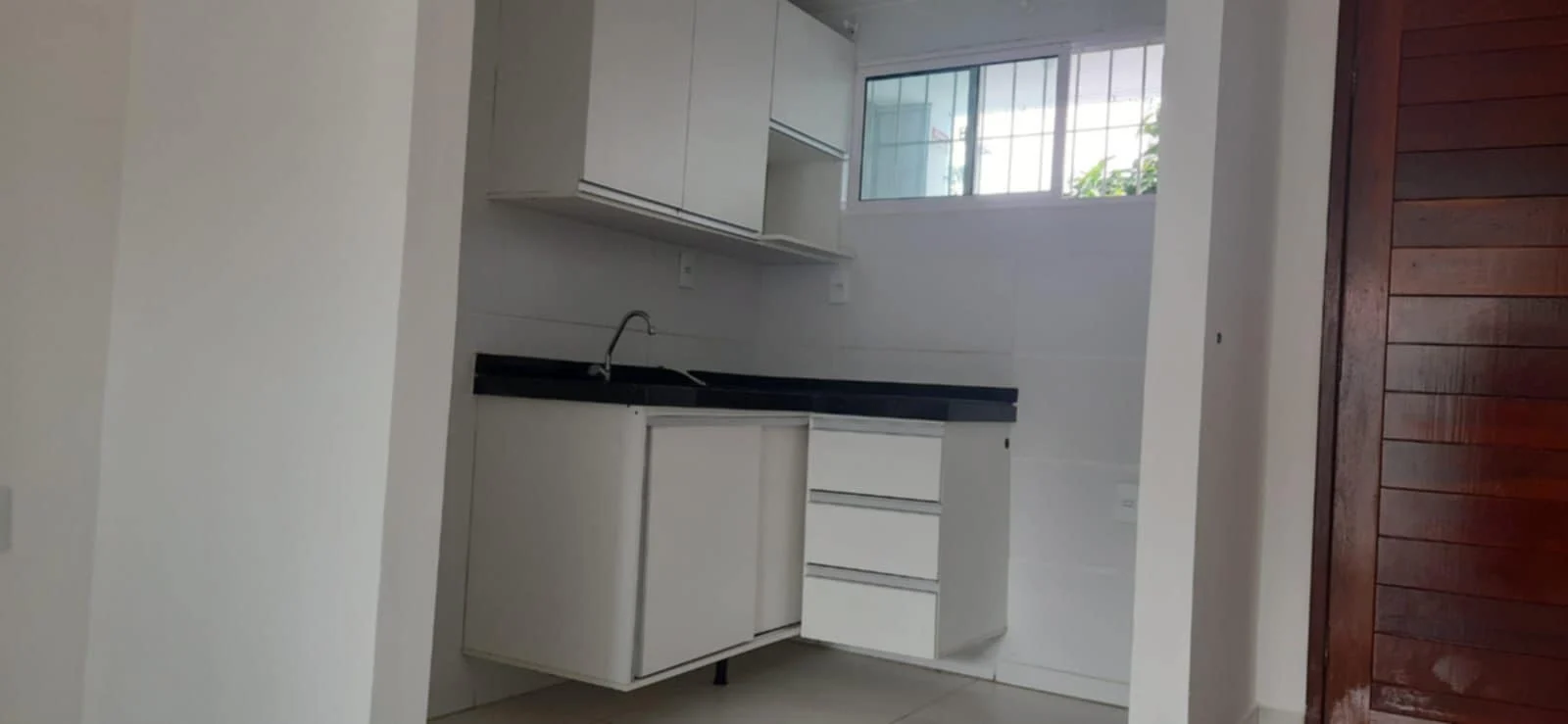 Apartamento Térreo com Área no Jardim Cidade Universitária com 1 Quarto