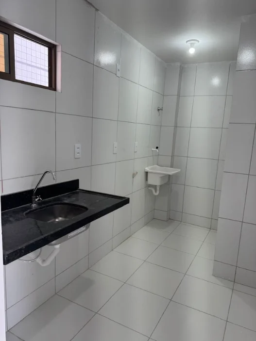 Apartamento em Jardim Veneza/Industrias com 2 Quartos sendo 1 Suíte, Piscina