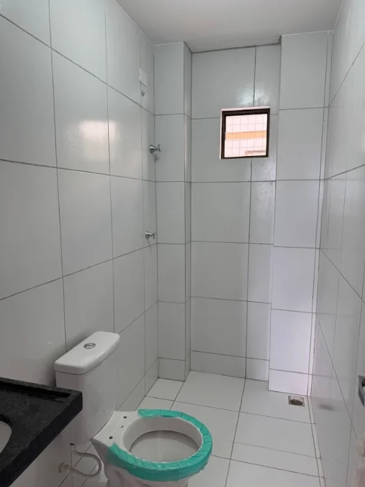 Apartamento em Jardim Veneza/Industrias com 2 Quartos sendo 1 Suíte, Piscina