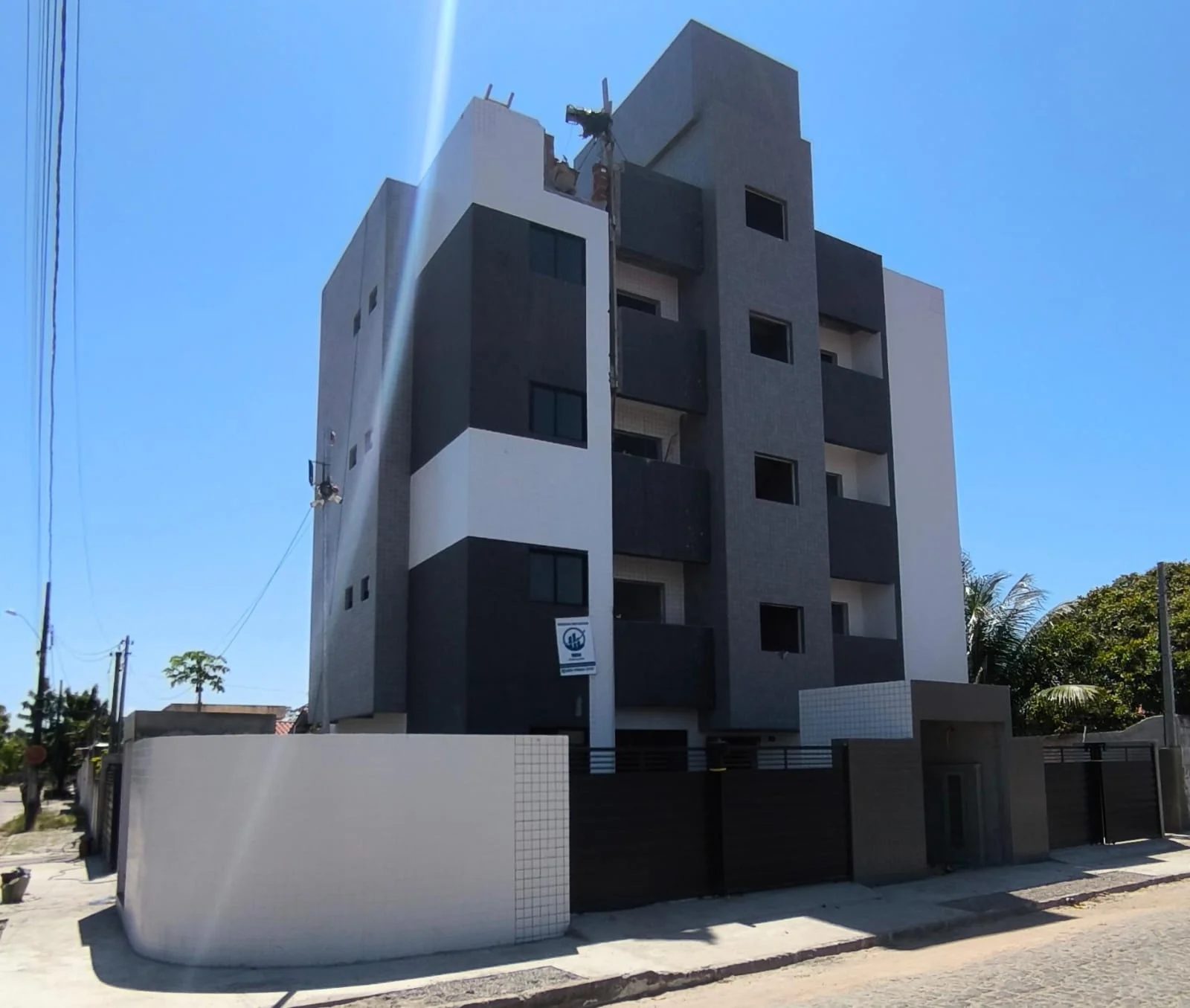 Apartamento em Paratibe/Valentina 2 Quartos sendo 1 Suíte, Opções de Térreo e Coberturas