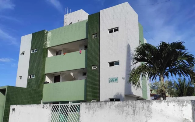 Apartamento em Paratibe/Valentina 2 Quartos sendo 1 Suíte