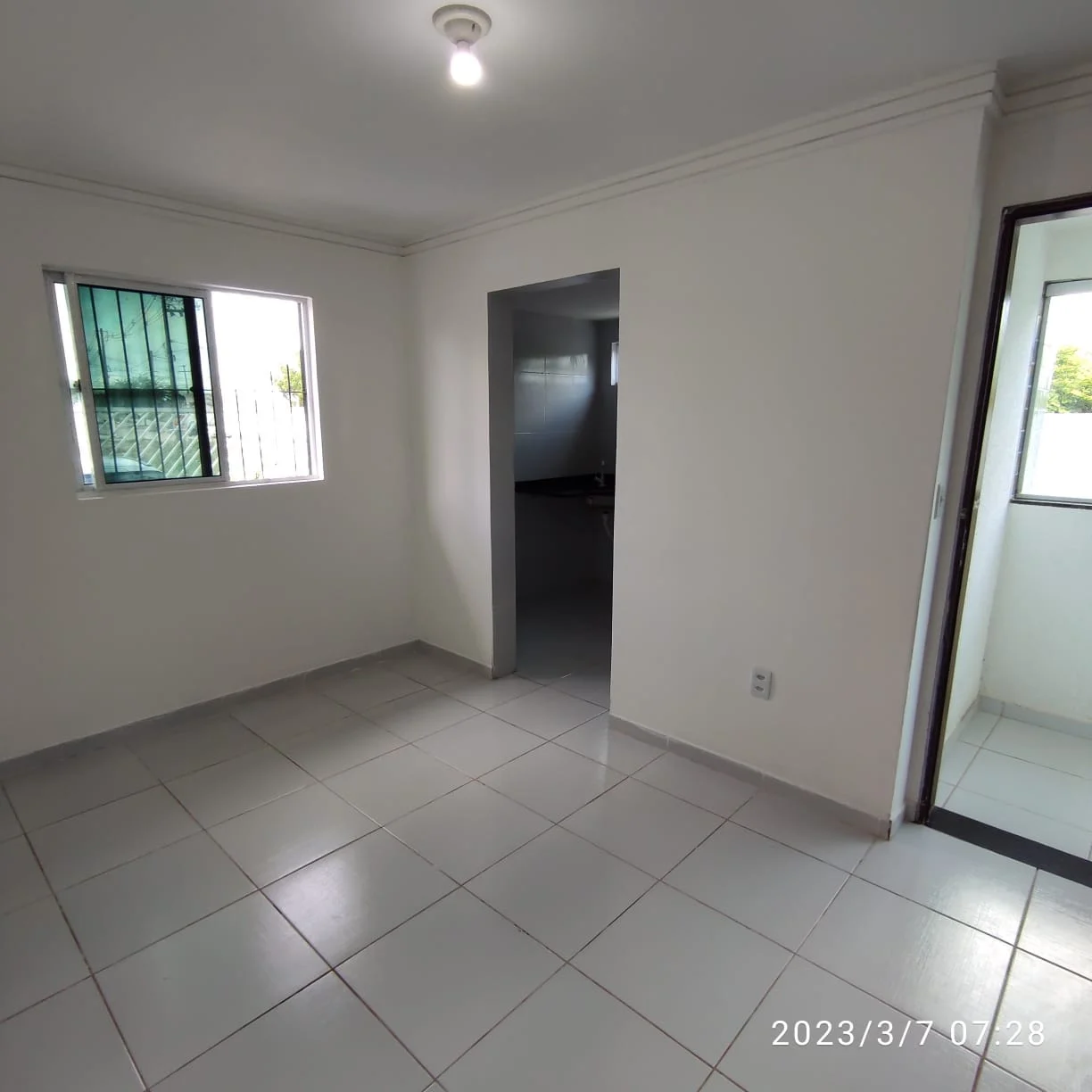 Apartamento em Paratibe/Valentina 2 Quartos sendo 1 Suíte