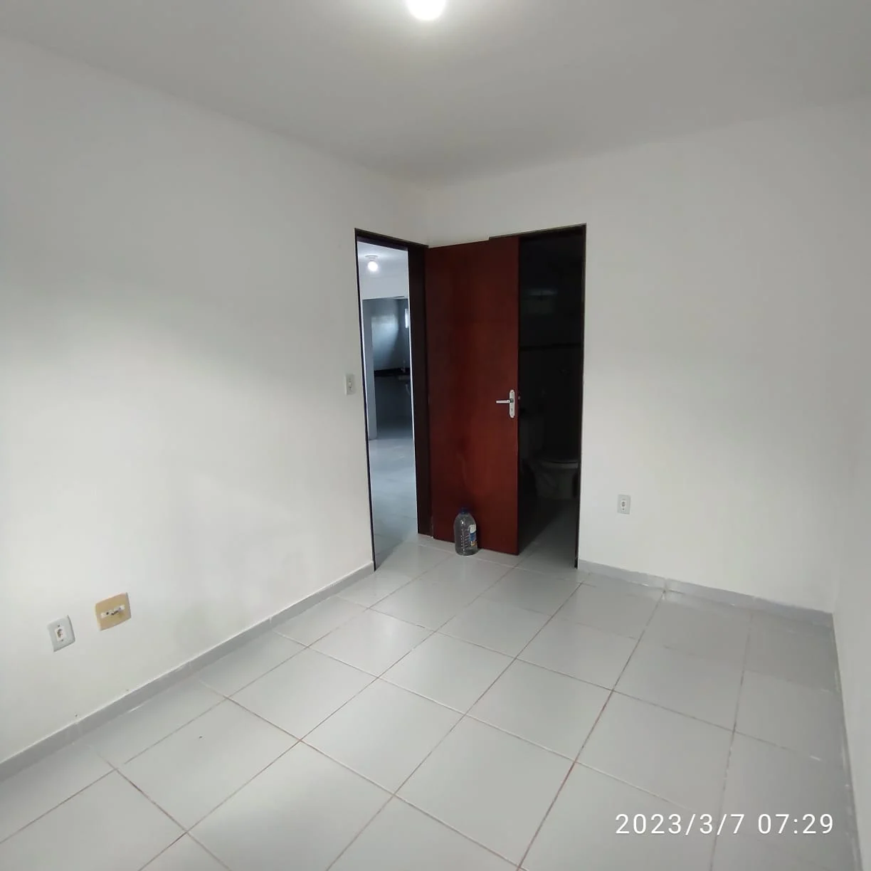 Apartamento em Paratibe/Valentina 2 Quartos sendo 1 Suíte