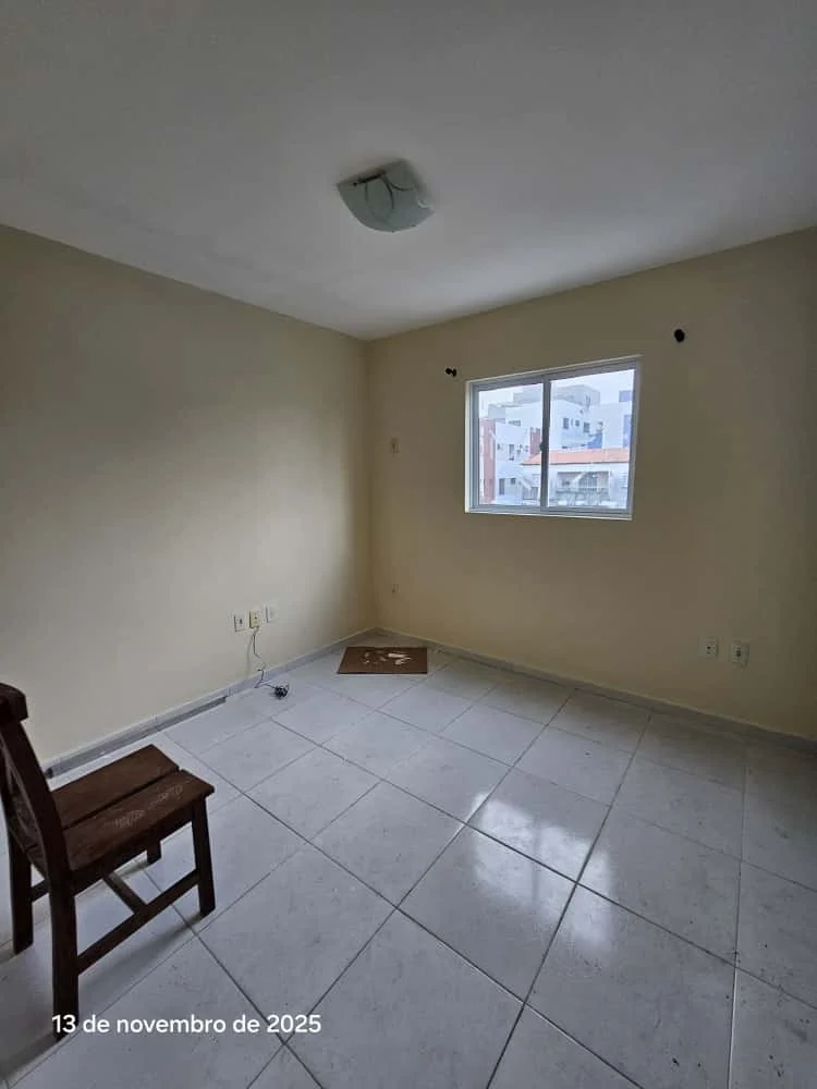 Apartamento no Portal do Sol/Quadramares com 2 Quartos sendo 1 Suíte
