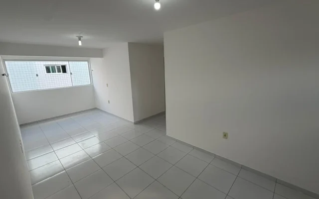 Apartamento nos Bancários com 3 Quartos sendo 1 Suíte