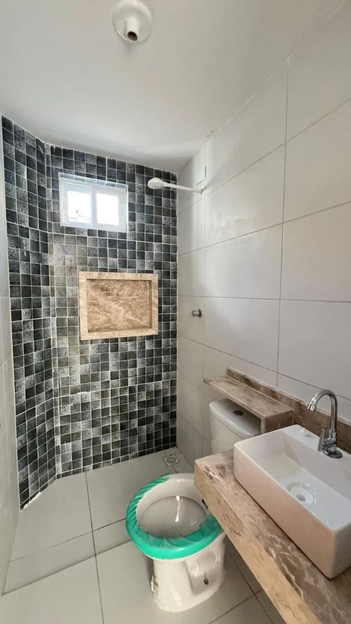 Apartamento no Valentina com 2 Quartos sendo 1 Suíte