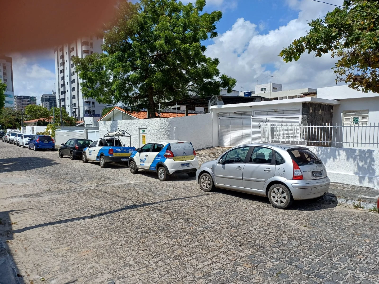 Casa e Ponto Comercial com 3 Salas no Bairro dos Estados, 254m²