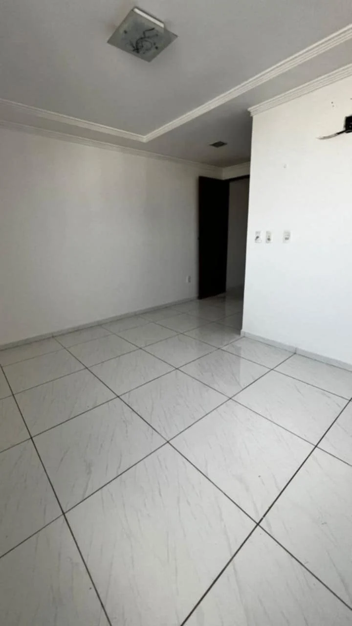 Apartamento nos Bancários com 3 Quartos sendo 1 Suíte, Elevador e Piscina