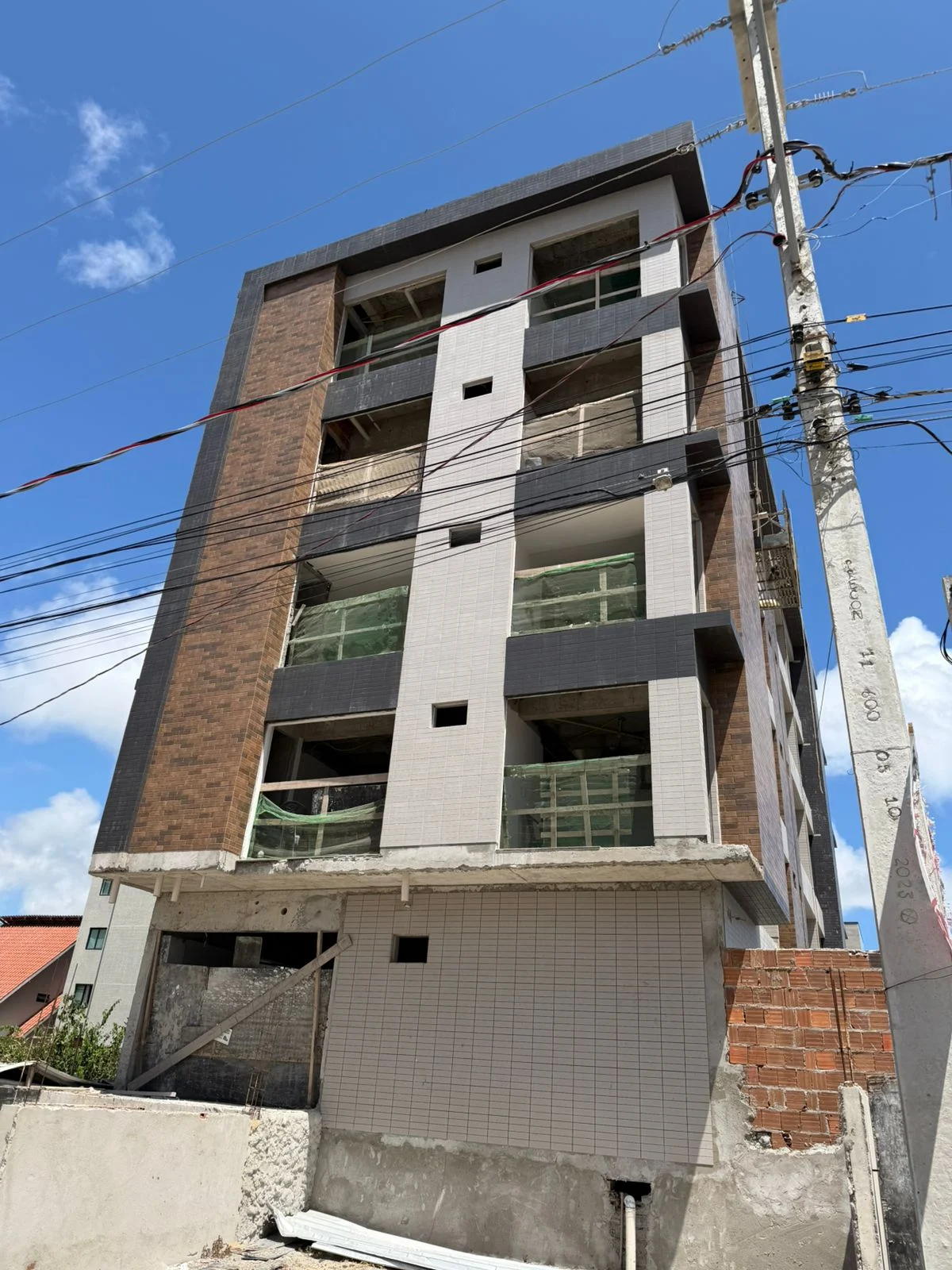 Lançamento de Flat ou 2 Quartos em Intermares, Elevador e Lazer