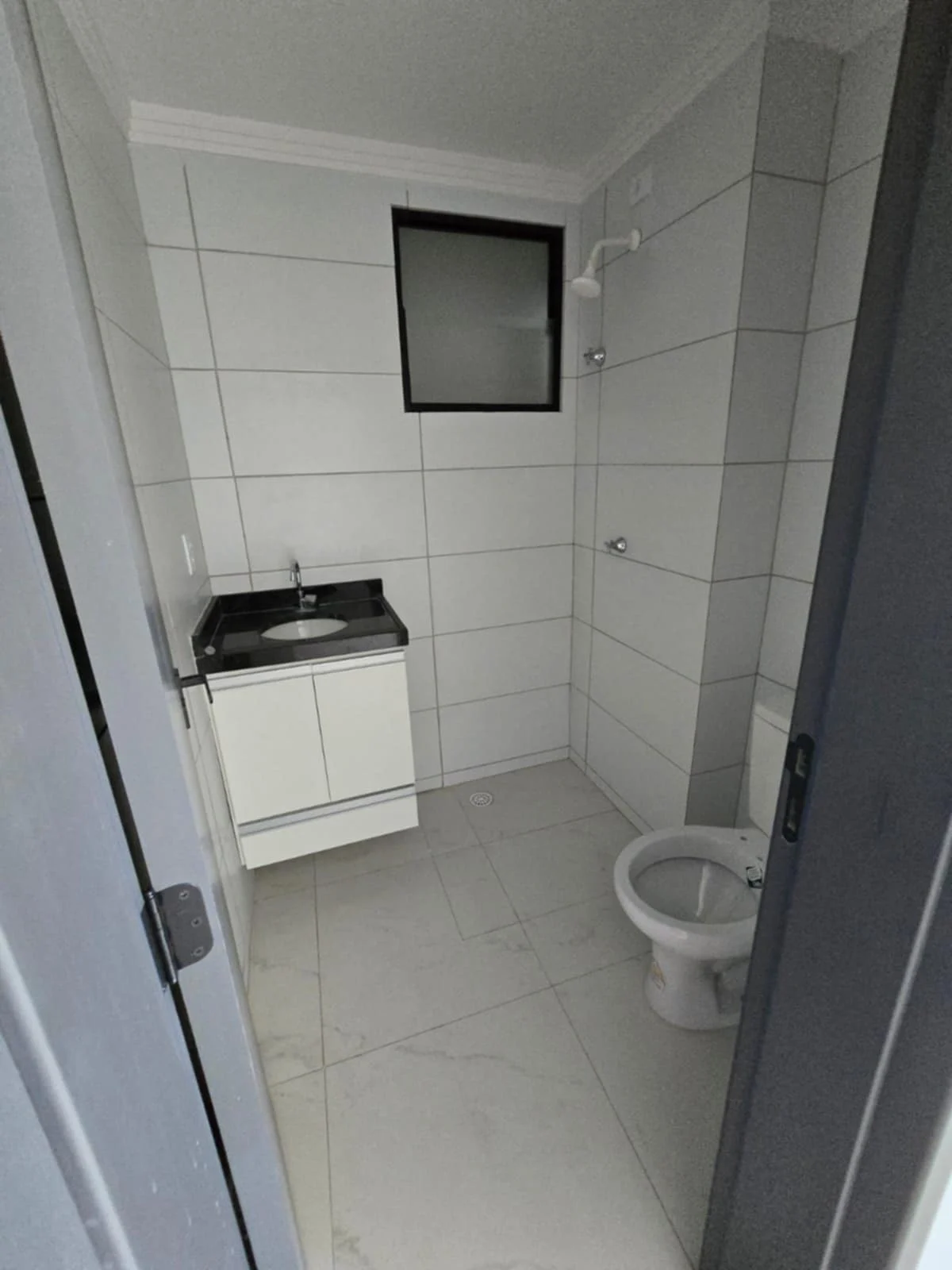 Apartamento Novo com 2 Quartos sendo 1 Suíte nos Bancários, Elevador e Lazer