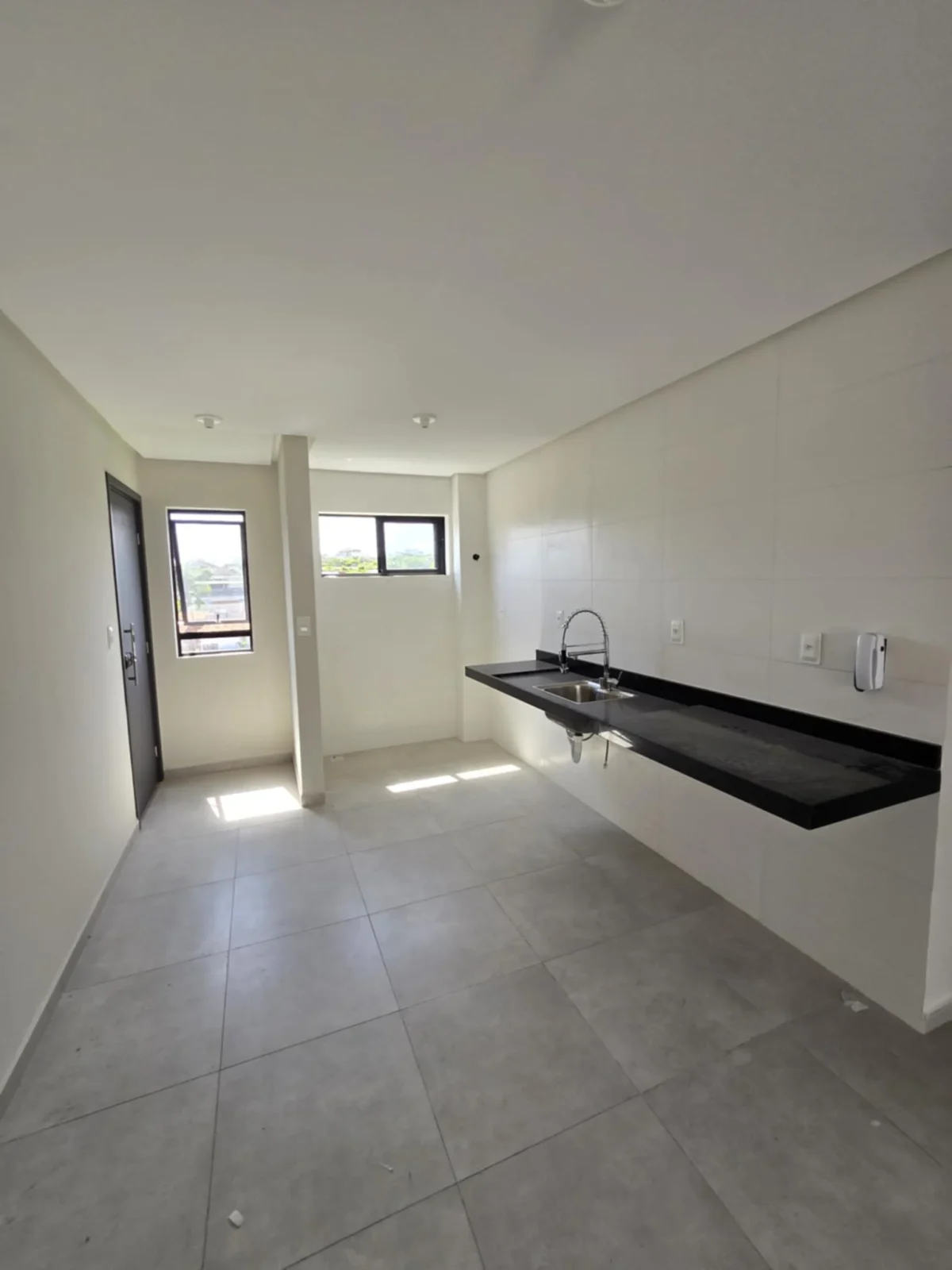 Apartamento no Bessa com 3 Quartos sendo 1 Suíte