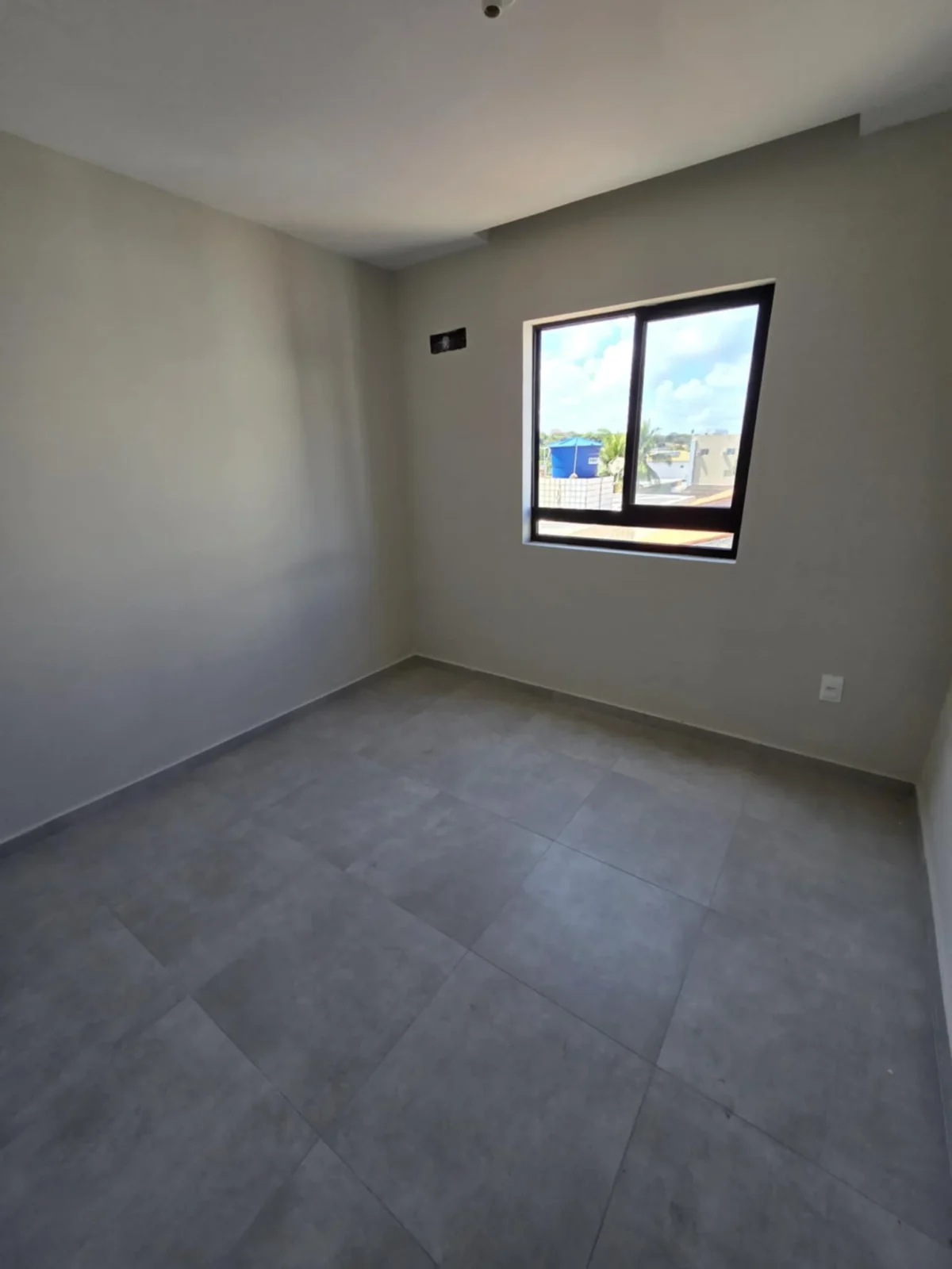 Apartamento no Bessa com 3 Quartos sendo 1 Suíte