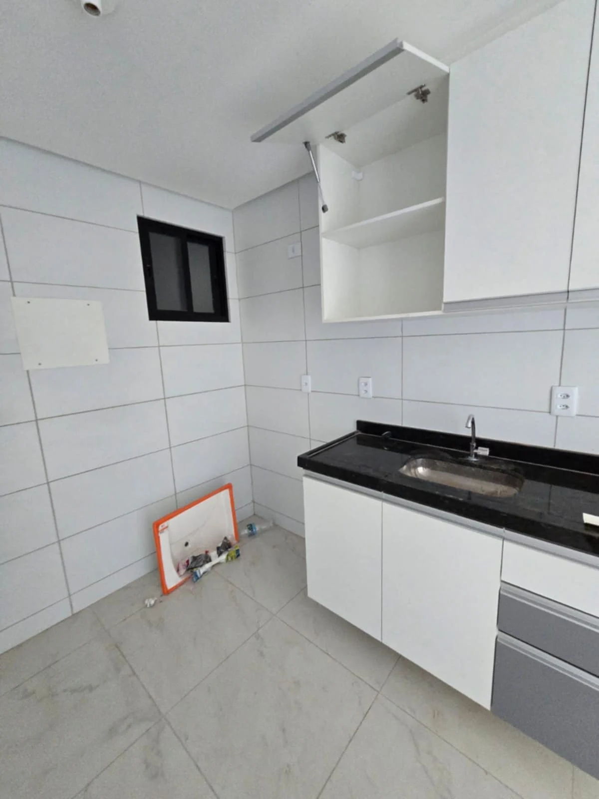 Apartamento Novo com 2 Quartos sendo 1 Suíte nos Bancários, Elevador e Lazer