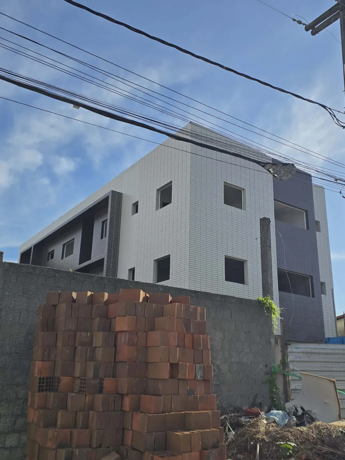 Apartamento em Portal do Sol/Quadramares 2 ou 3 Quartos sendo 1 Suíte