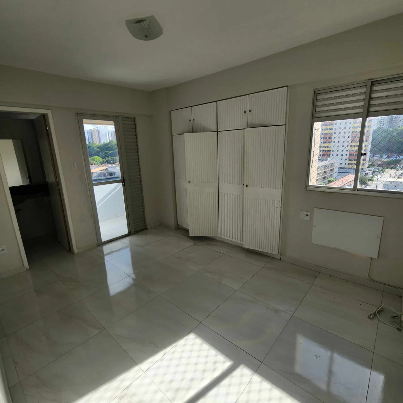 Apartamento em Manaíra com 3 Quartos sendo 1 Suíte + DCE , Elevador e Piscina